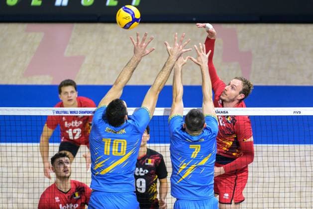 September 14, 2025, Quezon City, Manila, Philippines: Ukraine vs Belgium in the Pool Phase during the FIVB Mens Volleyball World Championship, WM, Weltmeisterschaft 2025 in Manila, Philippines. Belgium win the match in 3 straight sets. Belgium s Sam DEROO in action Quezon City Philippines - ZUMAr144 20250914_zap_r144_044 Copyright: xJaynexRussellx