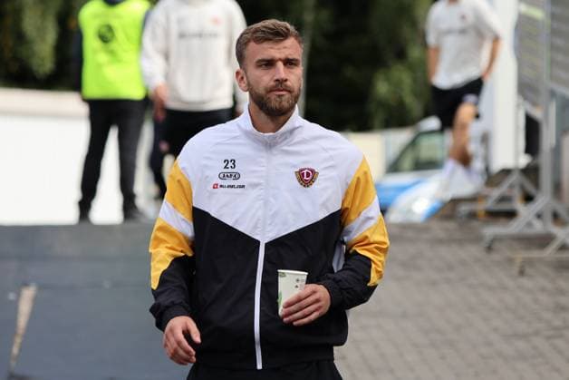 14.09.2025, Fussball, Herren, 2. Bundesliga, Saison 2025 2026, SV 07 Elversberg SG Dynamo Dresden, Lars Bünning (SG Dynamo Dresden) Elversberg Ursapharm-Arena an der Kaiserlinde Saarland Deutschland (DEU) *** 14 09 2025, Football, Men, 2 Bundesliga, Season 2025 2026, SV 07 Elversberg SG Dynamo Dresden, Lars Bünning SG Dynamo Dresden Elversberg Ursapharm Arena an der Kaiserlinde Saarland Germany DEU Copyright: xFabianxKleerx