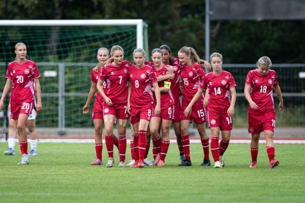 WU17 Länderspiel: Deutschland vs Dänemark; 14.09.25 Jubel Torjubel bei Team Dänemark nach dem 1:1 Ausgleich durch Kamma Fredsted (Nr.06, Dänemark) WU17 Länderspiel: Deutschland vs Dänemark, Stadion am 14.09.25 Copyright: xBEAUTIFULxSPORTS MarioxM.xKobergx