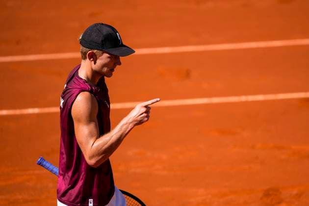 September 14, 2025, Malaga, Malaga, SPAIN: August Holmgren of Denmark gestures against Jaume Munar and Pedro Martinez of Spain during their menÃ¢â‚¬â ¢s doubles tennis match to 2025 Davis Cup Qualifiers Second Round between Spain and Denmark at Club Tennis Puente Romano on September 14, 2025, in Malaga, Spain. Malaga SPAIN - ZUMAa181 20250914_zaa_a181_025 Copyright: xJoaquinxCorcherox
