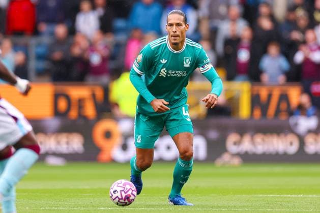 BURNLEY, ENGLAND - Sunday, September 14, 2025: Liverpool s xxxx during the FA Premier League match between Burnley FC and Liverpool FC at Turf Moor. (Photo by David Rawcliffe Propaganda)  Copyright: xDavidxRawcliffex P2025-09-14-Burnley_Liverpool-43
