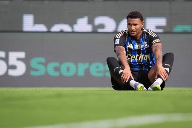 Pisa s Henrik Meister reacts after missing a scoring chance during the Serie A soccer match between Pisa and Udinese at the Arena Garibaldi Romeo Anconetani Stadium in Pisa, north Italy - Sunday, September 14, 2025 -  Copyright: xMassimoxPaolone LaPressex