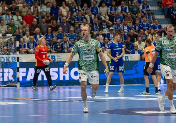 Jubel bei Matthes Langhoff (Fuechse Berlin, 25), über sein Tor. Handball Daikin HBL Handball Bundesliga, VfL Gummersbach - Füchse Berlin, 4, Spieltag, 14.09.2025 Copyright: HMBxMedia xMarcoxBader