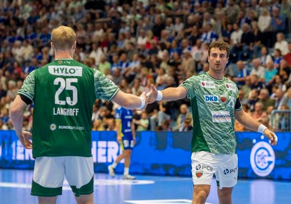 Matthes Langhoff (Fuechse Berlin, 25), und Lukas Herburger (Fuechse Berlin, 29), Handball Daikin HBL Handball Bundesliga, VfL Gummersbach - Füchse Berlin, 4, Spieltag, 14.09.2025 Copyright: HMBxMedia xMarcoxBader