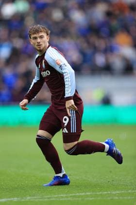 Football - Premier League - Everton v Aston Villa 13th September 2025 - Premier League - Everton v Aston Villa - Harvey Elliott of Aston Villa - Photo: Simon Stacpoole Offside. Liverpool UK Copyright: xSimonxStacpoolexOffside
