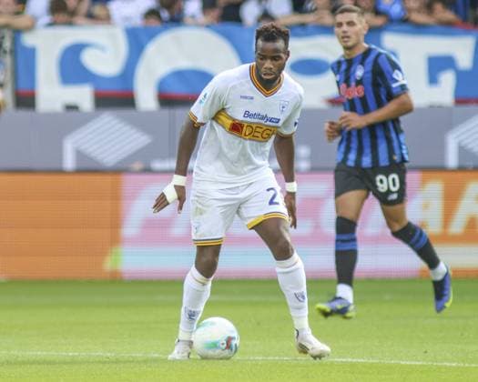 Lassana Coulibaly of US Lecce play the ball during Atalanta BC vs US Lecce, 3Â° Serie A Enilive 2025-26 game at New Balance stadium in Bergamo (BG), Italy, on September 14, 2025.  Copyright: xDavidexCasentini IPAxSportx xipa-agency.netx xx IPA_64843661 IPA_Agency_IPA64843661