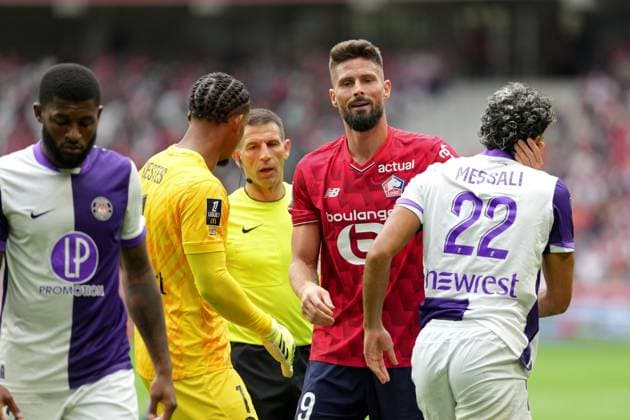 LOSC Lille v Toulouse FC - Ligue 1 McDonald s 2025 2026 09 Olivier GIROUD (losc) during the Ligue 1 McDonald s match between Lille and Toulouse at Stade Pierre Mauroy on September 14, 2025 in Lille, France. Lille France  Copyright: xFEPx 776348125