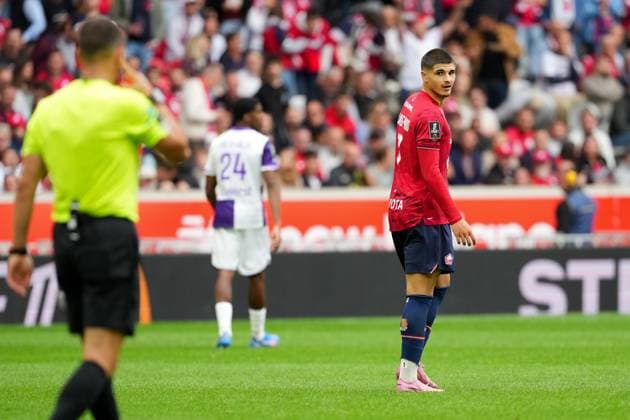 LOSC Lille v Toulouse FC - Ligue 1 McDonald s 2025 2026 07 Matias Fernandez PARDO (losc) during the Ligue 1 McDonald s match between Lille and Toulouse at Stade Pierre Mauroy on September 14, 2025 in Lille, France. Lille France  Copyright: xFEPx 776348125