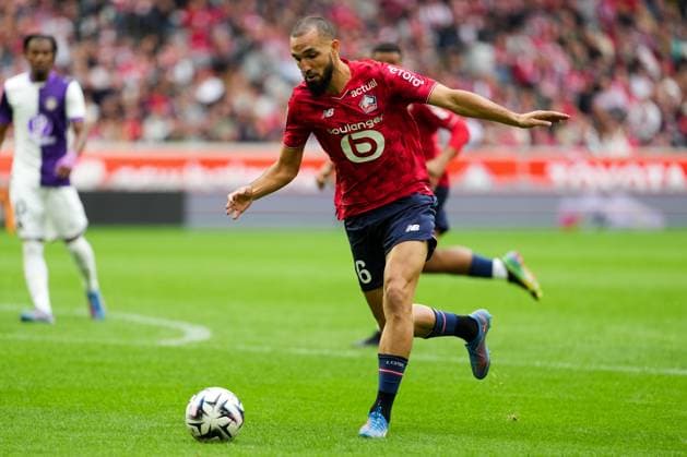 LOSC Lille v Toulouse FC - Ligue 1 McDonald s 2025 2026 06 Nabil BENTALEB (losc) during the Ligue 1 McDonald s match between Lille and Toulouse at Stade Pierre Mauroy on September 14, 2025 in Lille, France. Lille France  Copyright: xFEPx 776348125