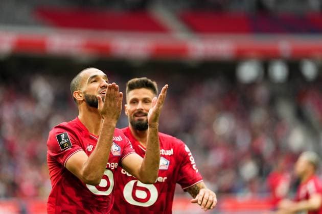 LOSC Lille v Toulouse FC - Ligue 1 McDonald s 2025 2026 06 Nabil BENTALEB (losc) during the Ligue 1 McDonald s match between Lille and Toulouse at Stade Pierre Mauroy on September 14, 2025 in Lille, France. Lille France  Copyright: xFEPx 776348125