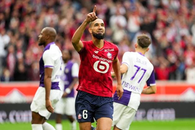 LOSC Lille v Toulouse FC - Ligue 1 McDonald s 2025 2026 06 Nabil BENTALEB (losc) during the Ligue 1 McDonald s match between Lille and Toulouse at Stade Pierre Mauroy on September 14, 2025 in Lille, France. Lille France  Copyright: xFEPx 776348125