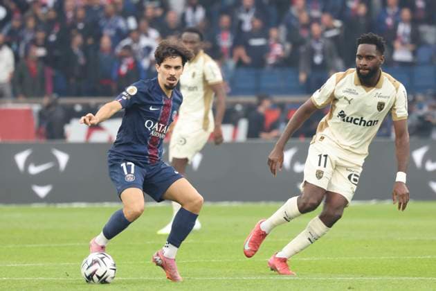 FOOTBALL : Paris Saint Germain Vs RC Lens - Ligue 1 - 14 09 2025 Vitinha (PSG) Vs Odsonne Edouard (RC Lens) ParisFrance  Copyright: xMichtofx