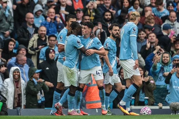 Premier League Manchester City v Manchester United, ManU Phil Foden of Manchester City celebrates his goal to make it 1-0 during the Premier League match Manchester City vs Manchester United at Etihad Stadium, Manchester, United Kingdom, 14th September 2025 (Photo by Mark Cosgrove News Images) Manchester Etihad Stadium Manchester United Kingdom Copyright: xMarkxCosgrove NewsxImagesx