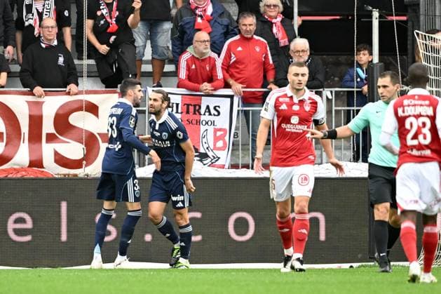 Stade Brestois 29 v Paris FC - Ligue 1 McDonald s 2025 2026 33 Pierre LEES MELOU (pfc) - 04 Vincent MARCHETTI (pfc) during the Ligue 1 McDonald s match between Brest and Paris at Stade Francis Le Ble on September 14, 2025 in Brest, France. Brest France  Copyright: xFEPx 776348128
