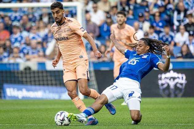 FOOTBALL : Racing Strasbourg vs Le Havre- 4eme journee. Ligue 1 Stade de la Meinau 14 09 2025 Yanis Zouaoui 18 et Mathis Amougou 17 (RCS)  Copyright: xelyxandroxcegarrax