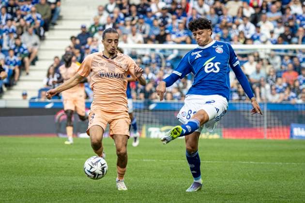 FOOTBALL : Racing Strasbourg vs Le Havre- 4eme journee. Ligue 1 Stade de la Meinau 14 09 2025 Rafael Luis 83 (RCS) et Yassine Kechta 8  Copyright: xelyxandroxcegarrax