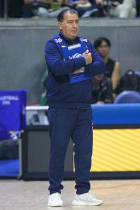 September 14, 2025, Quezon City, Manila, Philippines: Italy vs Algeria in the Pool Phase during the FIVB Mens Volleyball World Championship, WM, Weltmeisterschaft 2025 in Manila, Philippines. Italy win in 3 sets. Italys coach De Giorgi FERDINANDO Quezon City Philippines - ZUMAr144 20250914_zap_r144_085 Copyright: xJaynexRussellx