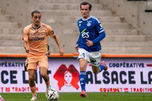Strassbourg, France, September 14th 2025 Yassine Kechta (8 Le Havre) battle for the ball against Ben Chilwell (3 RC Strasbourg) during the Ligue 1 game between - RC Strassbourg vs. Havre AC at Stade de la Meinau in Strassbourg, France Pascal von Büren (Pascal von Büren SPP) Copyright: xPascalxvonxBürenx xSPPx spp-en-PaVoBSp-Pavo-Fotografie-31