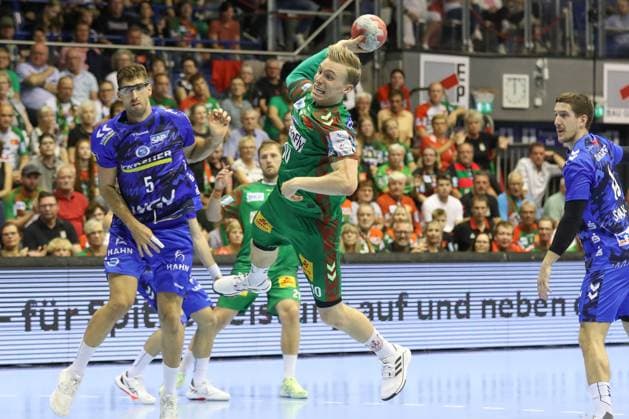 14.09.2025, xtgx, SC Magdeburg - TVB Stuttgart v.l. Gisli Thorgeir Kristjansson (Magdeburg, 10) wirft Tor, Torschuetze, erzielt Tor, Treffer, scores the goal Magdeburg