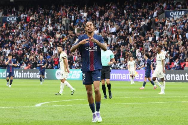 FOOTBALL : Paris Saint Germain Vs RC Lens - Ligue 1 - 14 09 2025 Joie sur le 2eme but de Bradley Barcola (PSG) ParisFrance  Copyright: xMichtofx