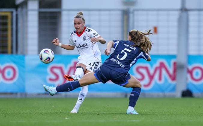 DEU, Hoffenheim, TSG Hoffenheim vs Eintracht Frankfurt, Google Pixel Bundesliga, DFB, Saison 2526, Dietmar-Hopp-Stadion, 2. Spieltag, im Bild v.l.n.r: Pia-Sophie Wolter (Eintracht Frankfurt 17), Jamilla Rankin (Hoffenheim 5) DFB DFL REGULATIONS PROHIBIT ANY USE OF PHOTOGRAPHS AS IMAGE SEQUENCES AND OR QUASI-VIDEO, 14.09.2025, Copyright: HMBxMedia HendrikxHamelau