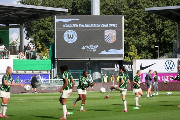 VfL- , BL Frauen, Wolfsburg, 14.09.2025, FUßBALL - VfL Wolfsburg vs. FC Carl-Zeiss-Jena, Google Pixel Frauen-Bundesliga, Saison 2025 26. Wolfsburg