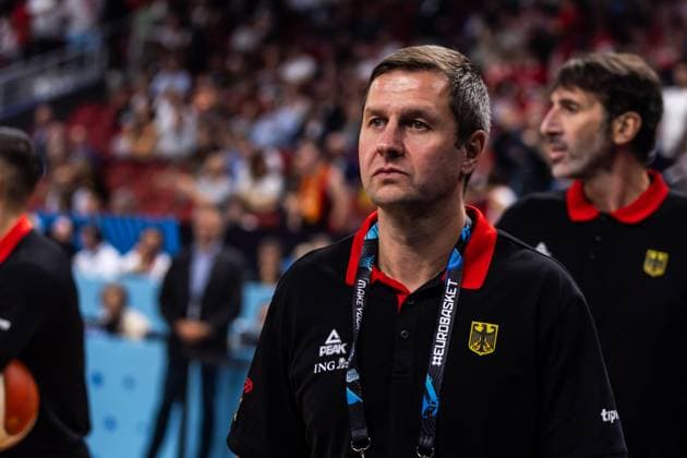 LAT, Eurobasket 205, Basketball Europameisterschaft, Finale, Türkei-Deutschland 14.09.2025, Riga Arena, Riga, LAT, Eurobasket 205, Basketball Europameisterschaft, Finale, Türkei-Deutschland Alan Ibrahimagic (Assitenztrainer, Deutschland) Â Foto Alexander Trienitz nordphoto GmbH