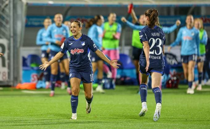 DEU, Hoffenheim, TSG Hoffenheim vs Eintracht Frankfurt, Google Pixel Bundesliga, DFB, Saison 2526, Dietmar-Hopp-Stadion, 2. Spieltag, im Bild: TSG Hoffenheim gewinnt mit 3:0 durch Tore von Selina Cerci (Hoffenheim 29) und Linda Natter (Hoffenheim 11), Jubel und Freude DFB DFL REGULATIONS PROHIBIT ANY USE OF PHOTOGRAPHS AS IMAGE SEQUENCES AND OR QUASI-VIDEO, 14.09.2025, Copyright: HMBxMedia HendrikxHamelau