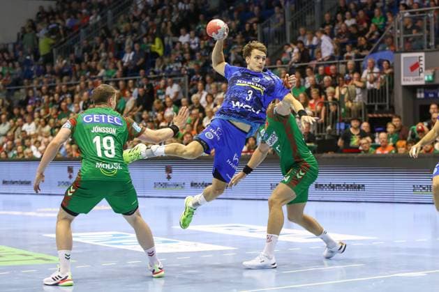 14.09.2025, xgox, Handball - Daikin HBL SC Magdeburg - TVB Stuttgart emspor, v.l. Max Haefner (Häfner, Stuttgart, 3) wirft Tor, Torschuetze, erzielt Tor, Treffer, scores the goal Magdeburg