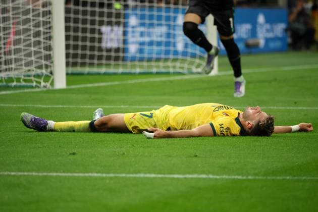 Foto IPP Roberto Bregani Milano 14-09-2025 Calcio Campionato di Serie A 2025 2026, Milan-Bologna Nella foto la delusione di Santiago Gimenez del Milan. Italy Photo Press World Copyright. italy ITALY  Copyright: xR4924_italyphotopressx