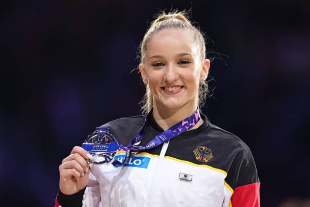Karina Schönmaier, GER, after vault final at 2025 Les Internationaux De France De Gymnastique (French Open) in Paris-Bercy; 14 09 2025; *** Karina Schönmaier, GER, after vault final at 2025 Les Internationaux De France De Gymnastique French Open in Paris Bercy 14 09 2025 