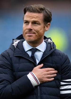 Burnley v Liverpool - Premier League BURNLEY, ENGLAND - SEPTEMBER 14: Burnley manager Scott Parker acknowledges the fans after the Premier League match between Burnley and Liverpool at Turf Moor on September 14, 2025 in Burnley, England. Scott Parker Burnley Turf Moor England United Kingdom Copyright: xVisionhausx 776340389