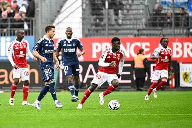 Stade Brestois 29 v Paris FC - Ligue 1 McDonald s 2025 2026 99 Pathe MBOUP (sb29) - 21 Maxime LOPEZ (pfc) during the Ligue 1 McDonald s match between Brest and Paris at Stade Francis Le Ble on September 14, 2025 in Brest, France. Brest France  Copyright: xFEPx 776348128