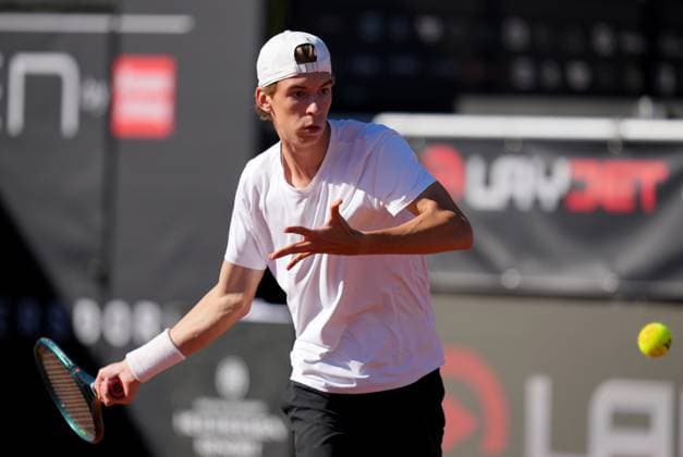 TENNIS - ATP, Tennis Herren Layjet Open BAD WALTERSDORF,AUSTRIA,15.SEP.25 - TENNIS - ATP Challenger Tour, Layjet Open. Image shows Alex Huszar (AUT).  GEPAxpictures xMichaelxRiedler