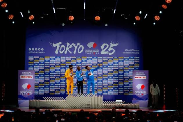 World Athletics Championships; Tokyo, 15.09.2025 Medal ceremony of Men’s Marathon during the World Athletics Championships with Amanal Petros (GER), Alphonce Felix Simbu (TAN) & Iliass Aouani (ITA) 15.09.2025 in Tokyo. Copyright: xBEAUTIFULxSPORTS Flatemerschx