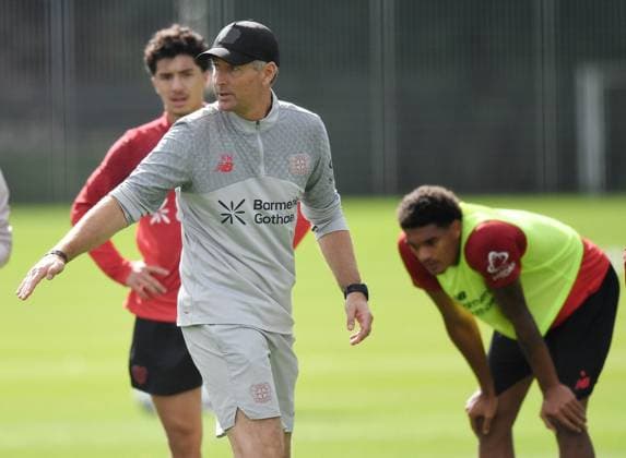 15.09.2025, xophax, Fussball 1.Bundesliga Bayer 04 Leverkusen Saison 2025 2026 Bayer 04 Leverkusen , Training Trainer Kasper Hjulmand Leverkusen