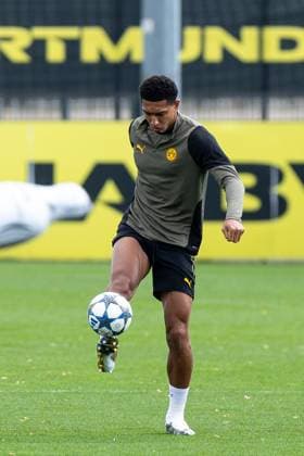 15.09.2025, Abschlusstraining zum UEFA Champions League Spiel zwischen Juventus Turin und Borussia Dortmund, Jobe Bellingham (Borussia Dortmund), Dortmund Trainingsgelände Borussia Dortmund NRW Deutschland xRHR-FOTO DEx Copyright: DennisxEwert RHR-FOTOx RHR-FOTO DE