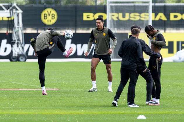 15.09.2025, Abschlusstraining zum UEFA Champions League Spiel zwischen Juventus Turin und Borussia Dortmund, Jobe Bellingham (Borussia Dortmund), Dortmund Trainingsgelände Borussia Dortmund NRW Deutschland xRHR-FOTO DEx Copyright: DennisxEwert RHR-FOTOx RHR-FOTO DE