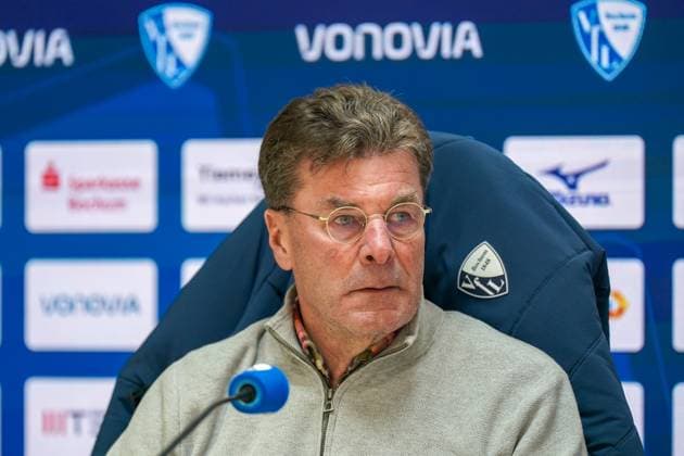 Deutschland: Fussball Bundesliga VfL Bochum: Trainer Dieter Hecking (VfL Bochum) Copyright: xJOERANxSTEINSIEKx