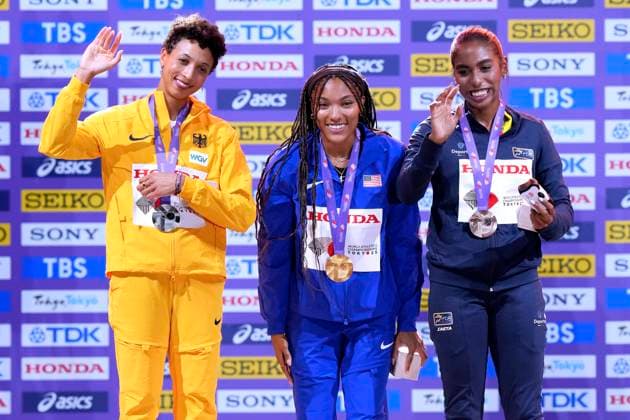 MIHAMBO Malaika Team GER 2.Platz 2.TAG Siegerehrung Weitsprung der Frauen Leichtathletik Weltmeisterschaften 2025 in Tokyo Tokyo am 15.09.2023 Copyright: xLacixPerenyix