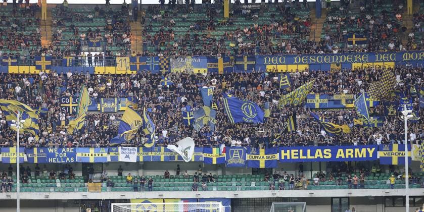 Hellas Veorna fans fans show their support during Hellas Verona FC vs US Cremonese, 3Â° Serie A Enilive 2025-26 game at Marcantonio Bentegodi stadium in Verona (VR), Italy, on September 15, 2025.  Copyright: xDavidexCasentini IPAxSportx xipa-agency.netx xx IPA_64907163 IPA_Agency_IPA64907163