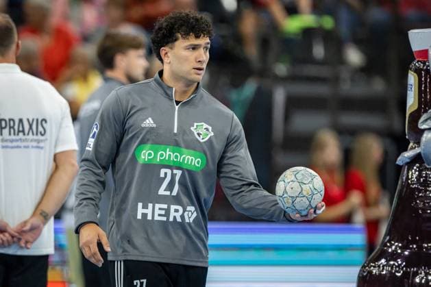 DAIKIN HBL: SG Flensburg-Handewitt vs TSV Hannover-Burgdorf; 15.09.25 Sindre Aho (Nr.27, TSV Hannover-Burgdorf) beim Warm Up DAIKIN HBL: SG Flensburg-Handewitt vs TSV Hannover-Burgdorf, GP JOULE Arena Flensburg am 15.09.25 Copyright: xBEAUTIFULxSPORTS MarioxM.xKobergx
