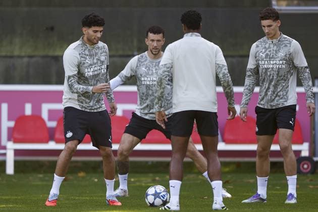 EINDHOVEN - (L-R) Ricardo Pepi of PSV Eindhoven, Ivan Perisic of PSV Eindhoven, Ryan Flamingo of PSV Eindhoven, Ruben van Bommel of PSV Eindhoven during the MD-1 training session ahead of the match against Union Sint-Gillis at PSV Campus De Herdgang on September 15, 2025, in Eindhoven, Netherlands. ANP MAURICE VAN STEEN xVIxANPxSportx xxANPxIVx 536345593 originalFilename: 536345593.jpg