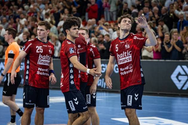 DAIKIN HBL: SG Flensburg-Handewitt vs TSV Hannover-Burgdorf; 15.09.25 Jubel nach Sieg Team SG Flensburg-Handewitt DAIKIN HBL: SG Flensburg-Handewitt vs TSV Hannover-Burgdorf, GP JOULE Arena Flensburg am 15.09.25 Copyright: xBEAUTIFULxSPORTS MarioxM.xKobergx