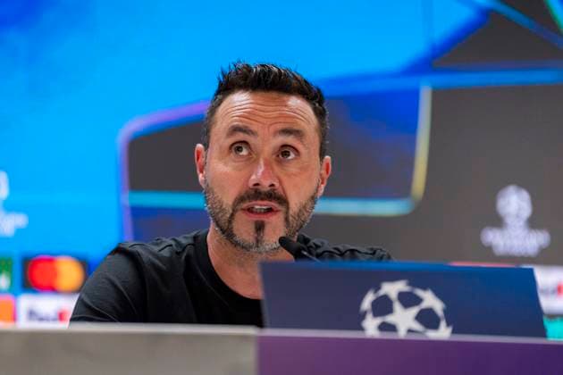 Olympique de Marseille press conference, PK, Pressekonferenz - UEFA Champions League 2025 26 League Phase MD1 Roberto De Zerbi, Head Coach of Olympique de Marseille, speaks in the press room during the Training Session and Press Conference ahead of the UEFA Champions League 2024 25 match against Real Madrid CF at Estadio Santiago Bernabeu on September 15, 2025 in Madrid, Spain. Madrid Estadio Santiago Bernabeu Madrid Spain Copyright: xAlbertoxGardinx AGardin_20250915_Foot_Cha_OlyMar_Pc_0367
