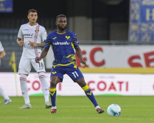 CALCIO - Serie A - Hellas Verona FC vs US Cremonese Jean-Daniel Akpa Akpro of Hellas Verona FC during Hellas Verona FC vs US Cremonese, 3Â° Serie A Enilive 2025-26 game at Marcantonio Bentegodi stadium in Verona (VR), Italy, on September 15, 2025. Verona Italy  Copyright: xIPAxSport ABACAx