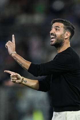 CALCIO - Serie A - Como 1907 vs Genoa CFC Cesc Fabregas, Head Coach of Calcio Como,react during the Italian Serie A football match between Calcio Como and Genoa CFC on 15 of September 2025 at the Giuseppe Senigallia stadium in Como, Italy Como Italy  Copyright: xIPAxSport ABACAx