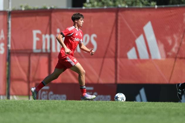 Gil Neves ( SL Benfica ) during the match between SL Benfica and Qarabag FK, valid for Youth League at Benfica Campus on 16 September 2025. Lisbon Benfica Campus Lisbon Portugal Copyright: xIMAGOx xPRIMExSPORTSxIMAGESx xFILIPExOLIVEIRAx
