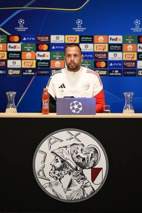 AMSTERDAM - Ajax coach John Heitinga during a training session at De Toekomst in preparation for the Champions League match against Internazionale. ANP OLAF KRAAK xVIxANPxSportx xxANPxIVx 536492226 originalFilename: 536492226.jpg
