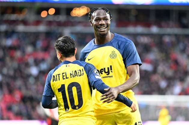 PSV Eindhoven v Royale Union Saint-Gilloise - UEFA Champions League EINDHOVEN, NETHERLANDS - SEPTEMBER 16 : Ait El Hadj Anouar midfielder of Union Saint-Gilloise celebrates scoring a goal with David Promise Oluwatobi forward of Union Saint-Gilloise during the UEFA Champions League 2025 26 League Phase MD1 match between PSV Eindhoven and Royale Union Saint-Gilloise on September 16, 2025 in Eindhoven, Netherlands, 16 09 2025 Eindhoven Netherlands  Copyright: xNicoxVereeckenx